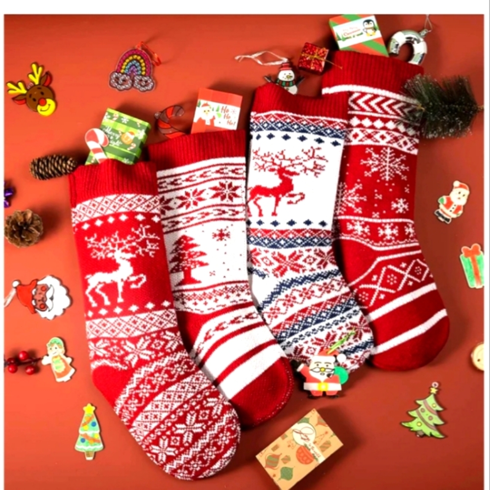 🎅 4 Pack Gorgeous Knit Stockings🎄 Brand New